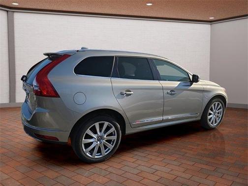 2016 Volvo XC60 T6
