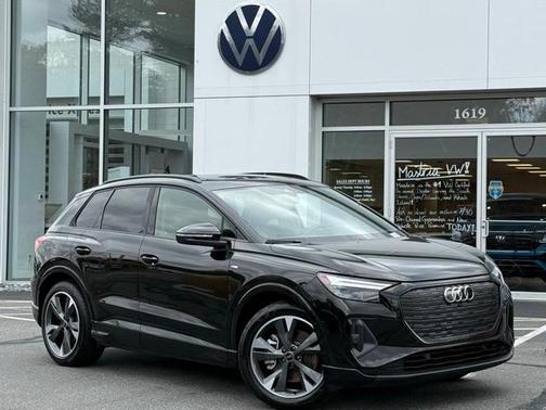 2024 Audi Q4 e-tron 55 quattro Premium