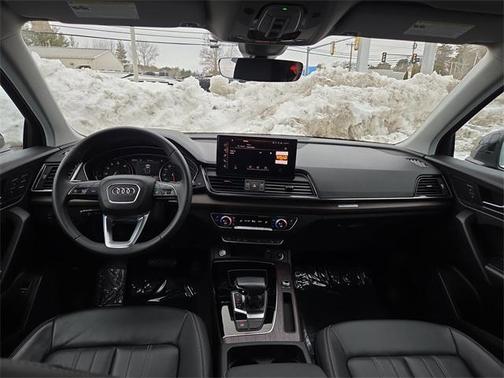 2023 Audi Q5 40 Premium