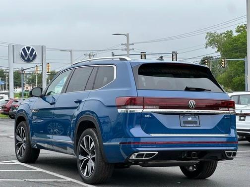 2025 Volkswagen Atlas 2.0T SEL Premium R-Line