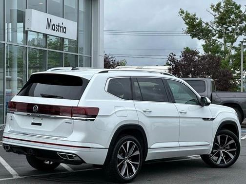 2024 Volkswagen Atlas 2.0T SEL Premium R-Line