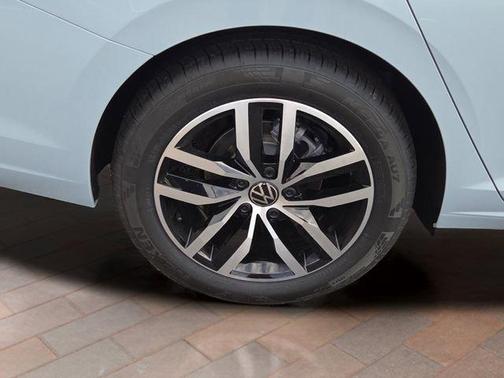 Gray 2026 Volkswagen Jetta 1.5T SE