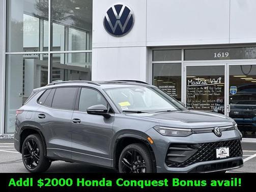 2026 Volkswagen Tiguan 2.0T SE R-Line Black