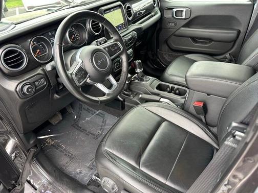 2021 Jeep Wrangler Unlimited Sahara Altitude