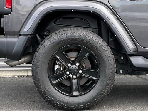 2021 Jeep Wrangler Unlimited Sahara Altitude