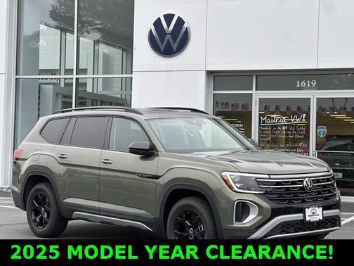 2025 Volkswagen Atlas 2.0T Peak Edition
