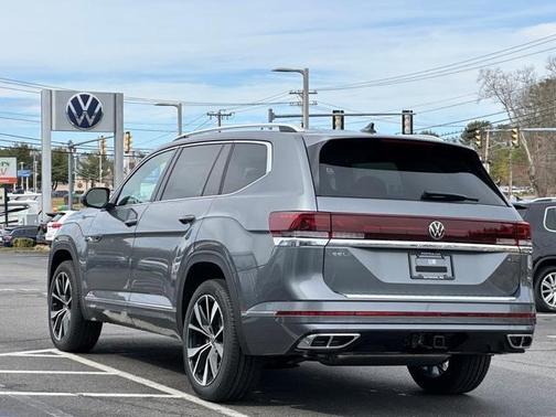 2025 Volkswagen Atlas 2.0T SEL Premium R-Line