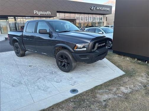 2024 RAM 1500 Classic SLT