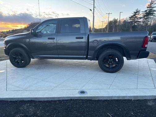 2024 RAM 1500 Classic SLT