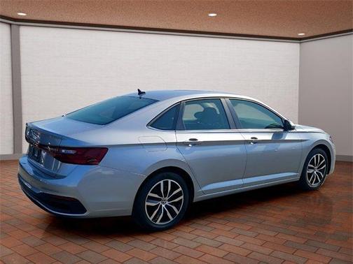 2025 Volkswagen Jetta 1.5T SE