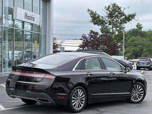 2020 Lincoln MKZ Standard