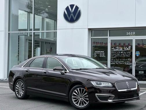 2020 Lincoln MKZ Standard