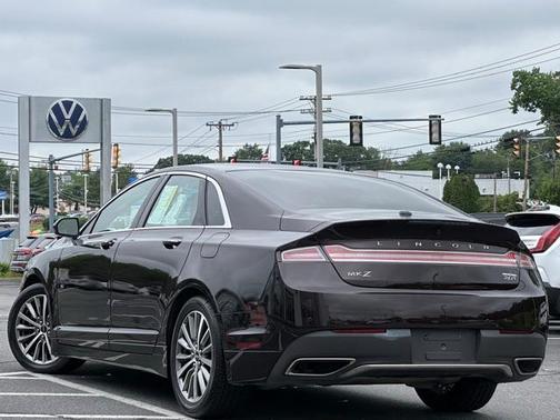 2020 Lincoln MKZ Standard
