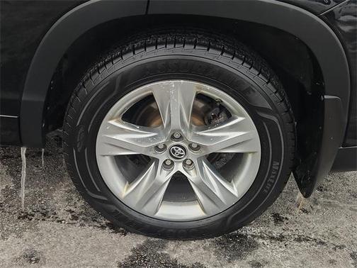 2016 Toyota Highlander Limited Platinum