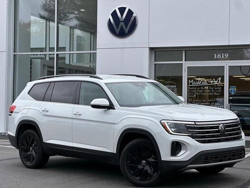 2025 Volkswagen Atlas 2.0T SE
