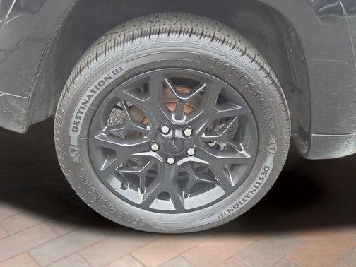 Diamond Black 2021 Jeep Grand Cherokee Limited