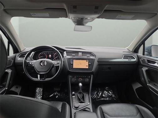 2018 Volkswagen Tiguan 2.0T SEL Premium