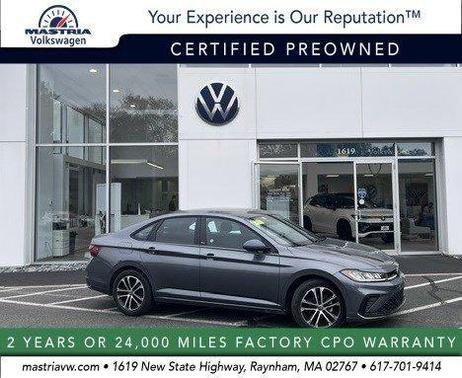Platinum Gray Metallic 2025 Volkswagen Jetta 1.5T Sport