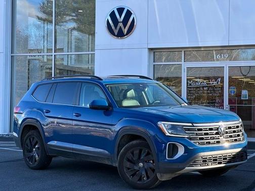 2025 Volkswagen Atlas 2.0T SE