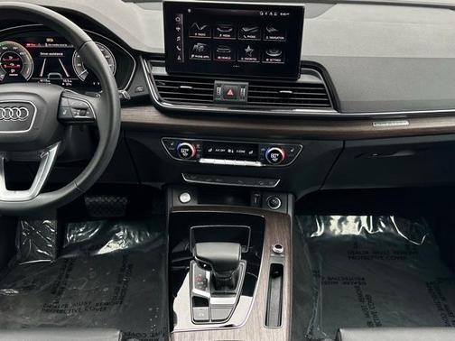 2024 Audi Q5 e 55 S line quattro Premium