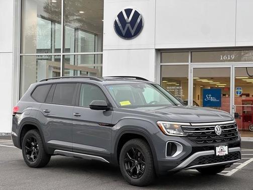 2025 Volkswagen Atlas 2.0T Peak Edition