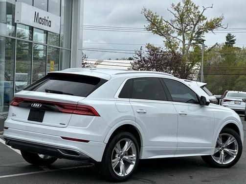 2023 Audi Q8 55 Premium