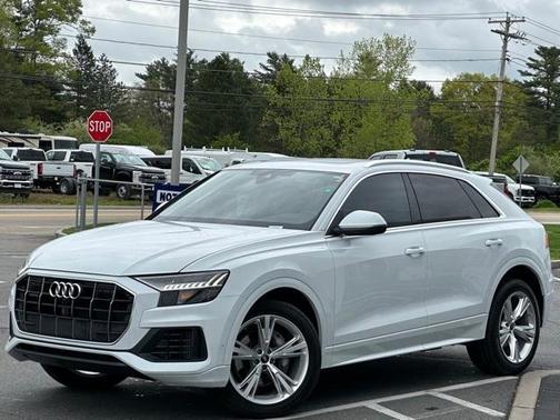 2023 Audi Q8 55 Premium