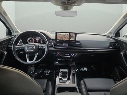 2024 Audi Q5 45 S line quattro Premium
