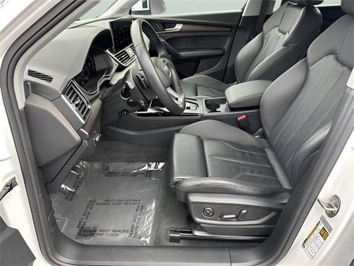 2024 Audi Q5 45 S line quattro Premium