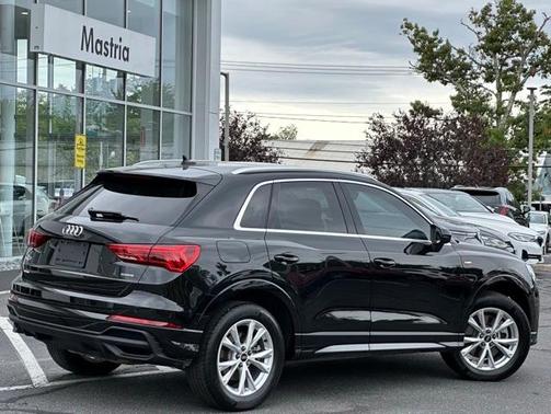 2023 Audi Q3 45 S line Premium