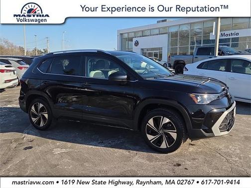 2025 Volkswagen Taos 1.5T SE