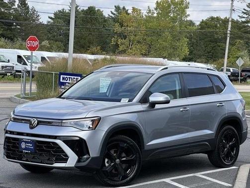 2025 Volkswagen Taos 1.5T SEL