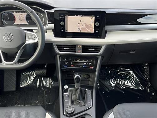 2025 Volkswagen Taos 1.5T SEL