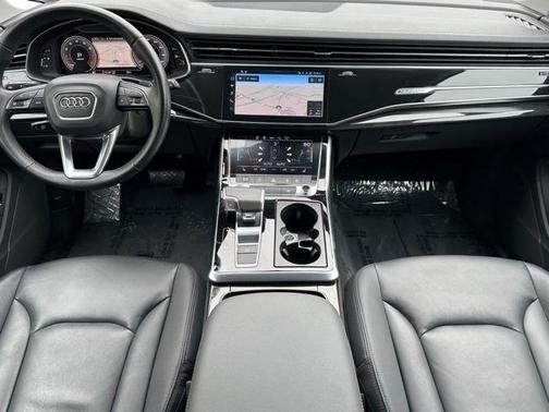 2023 Audi Q7 55 Premium