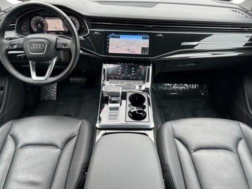 2023 Audi Q7 55 Premium