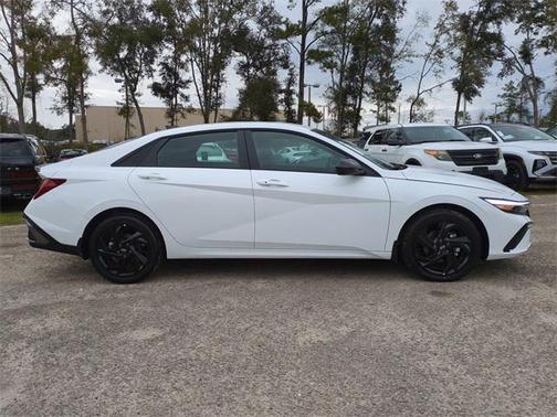 2026 Hyundai ELANTRA HEV SEL Sport