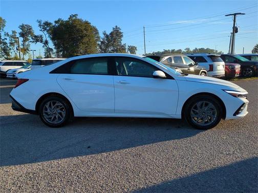 2026 Hyundai ELANTRA HEV Blue