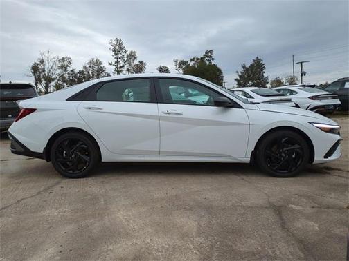 2026 Hyundai ELANTRA HEV SEL Sport