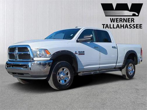 2017 RAM 3500 SLT Crew Cab 4x4 6'4' Box