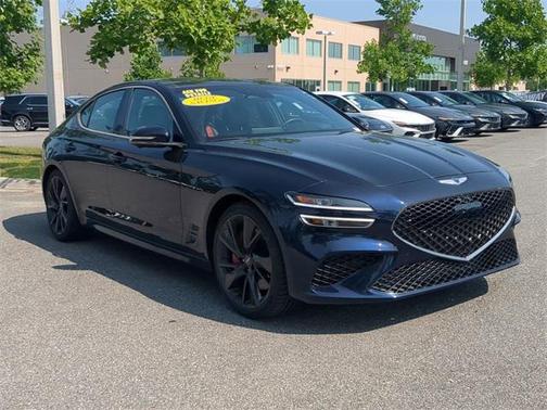 2023 Genesis G70 3.3T RWD