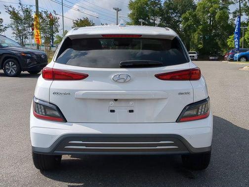 Lunar White 2023 Hyundai KONA EV Limited