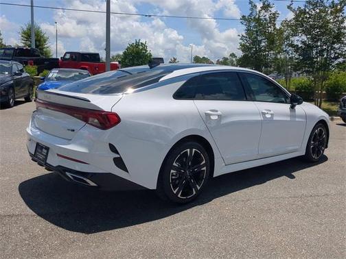2022 Kia K5 GT-Line