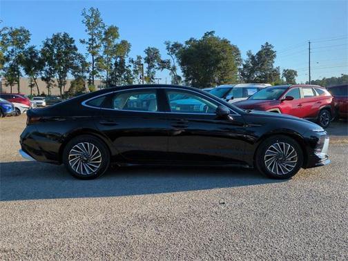 2025 Hyundai SONATA Hybrid Limited