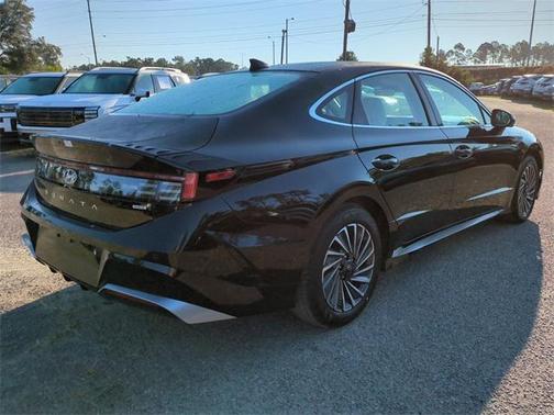 2025 Hyundai SONATA Hybrid Limited