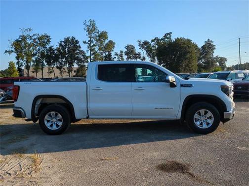 2023 GMC Sierra 1500 SLE