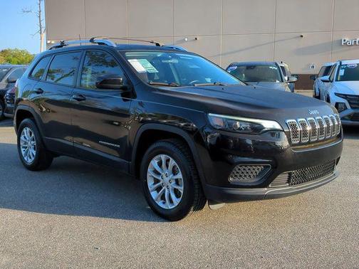 Diamond Black Crystal Pearlcoat 2020 Jeep Cherokee Latitude