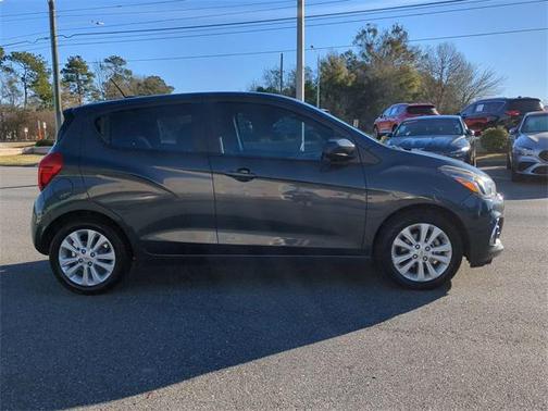 2017 Chevrolet Spark 1LT