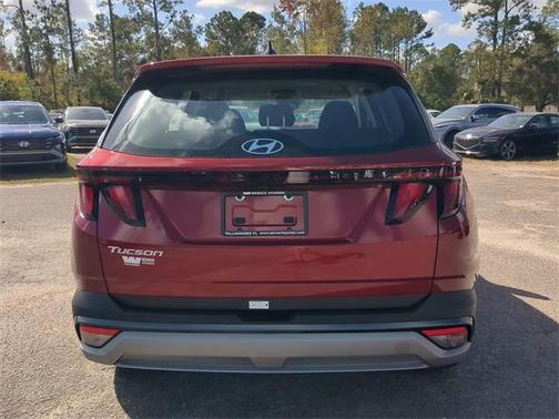 2025 Hyundai TUCSON SE