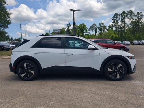 2025 Hyundai IONIQ 5 SEL