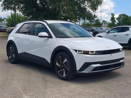 2025 Hyundai IONIQ 5 SEL